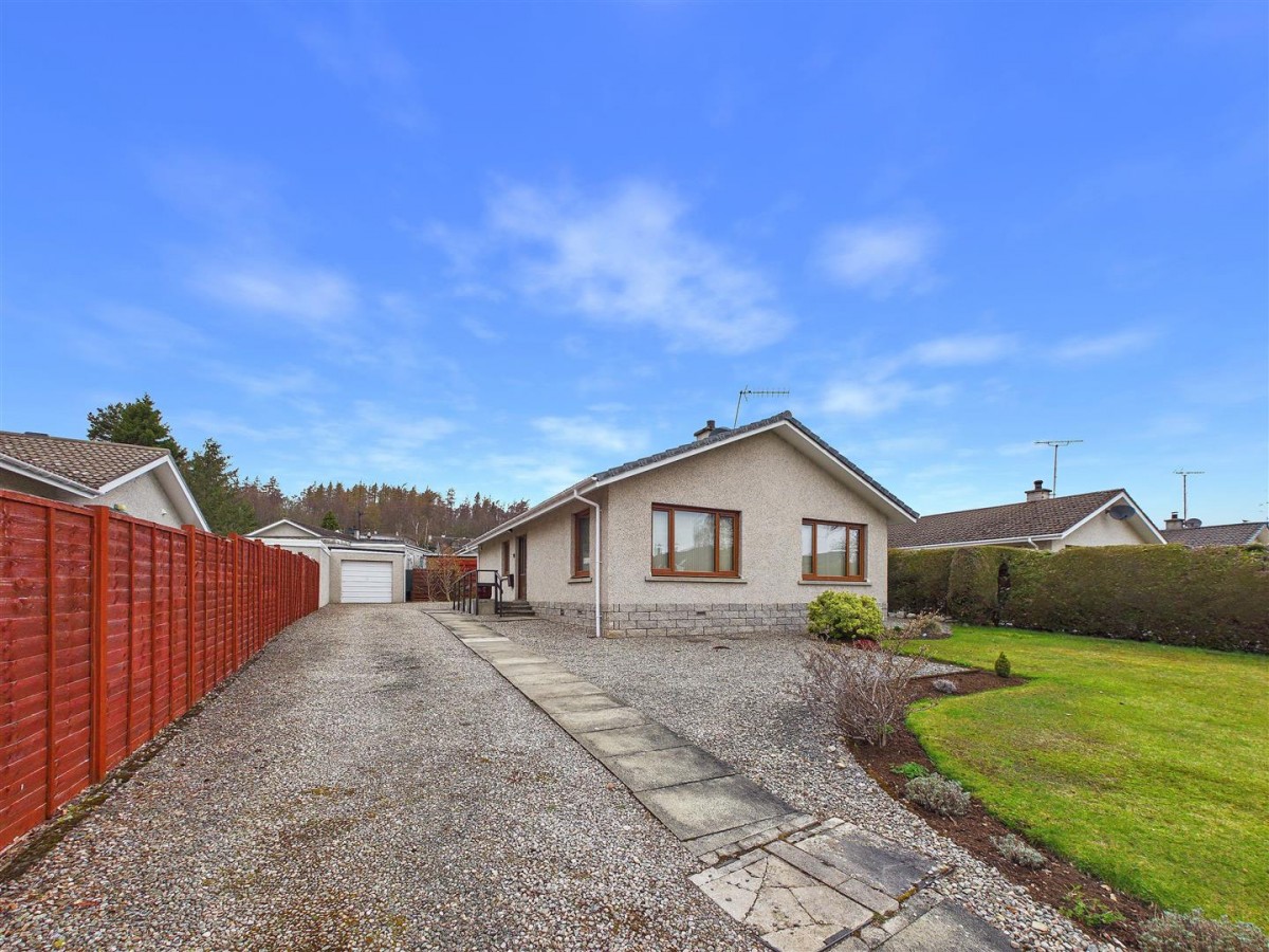 Images for 32 Strathspey Drive, Grantown on Spey EAID:massoncairnsltdapi BID:1