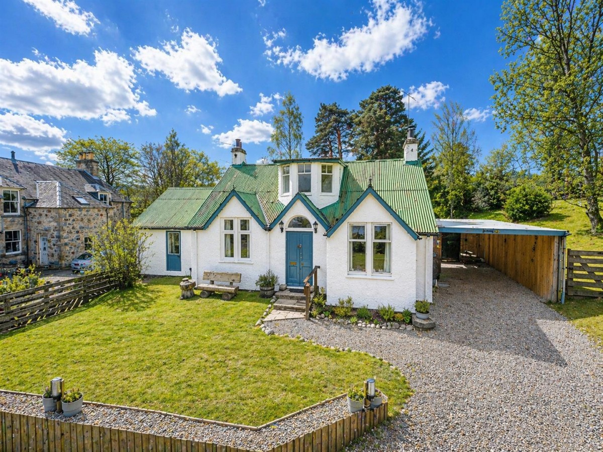 Images for Balblair, Spey Avenue, Boat Of Garten EAID:massoncairnsltdapi BID:1