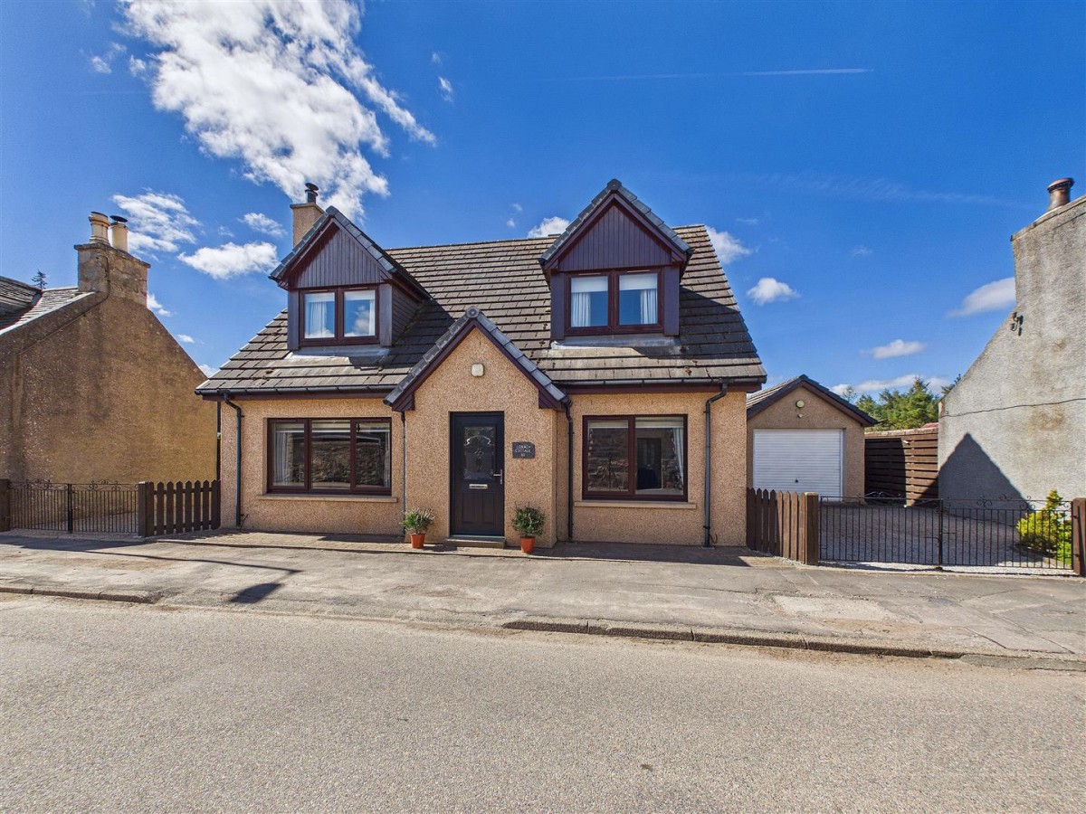 Images for Lonach Cottage, 60 Main Street, Tomintoul EAID:massoncairnsltdapi BID:1