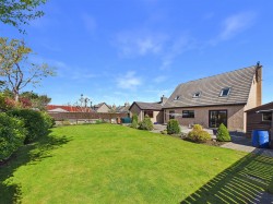 Images for Lonach Cottage, 60 Main Street, Tomintoul