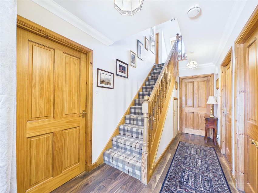 Images for Lonach Cottage, 60 Main Street, Tomintoul