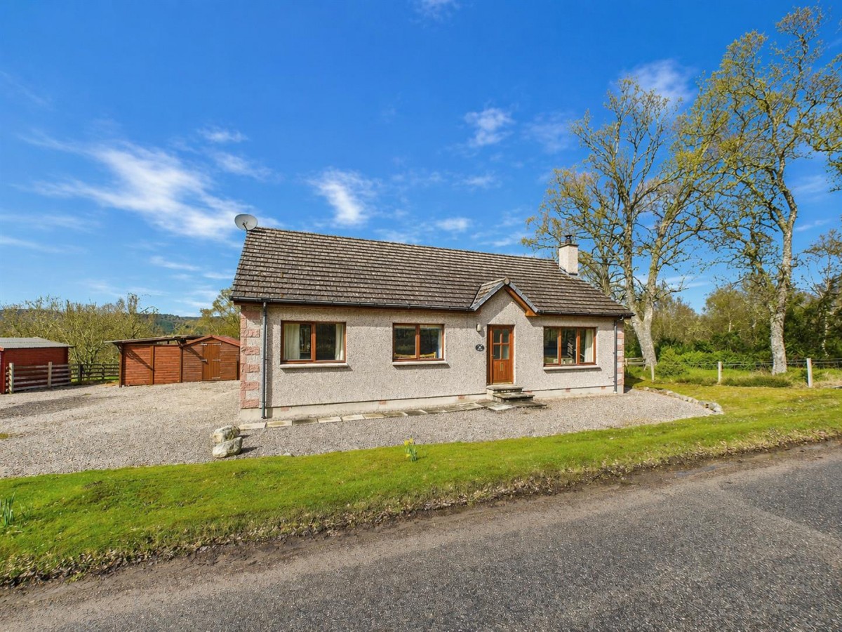 Images for Couthie Cottage, Insh, Kingussie EAID:massoncairnsltdapi BID:1