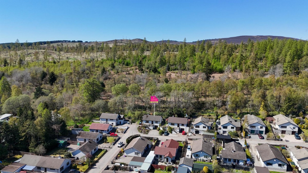 Images for 73 Strathspey Drive, Grantown on Spey EAID:massoncairnsltdapi BID:1