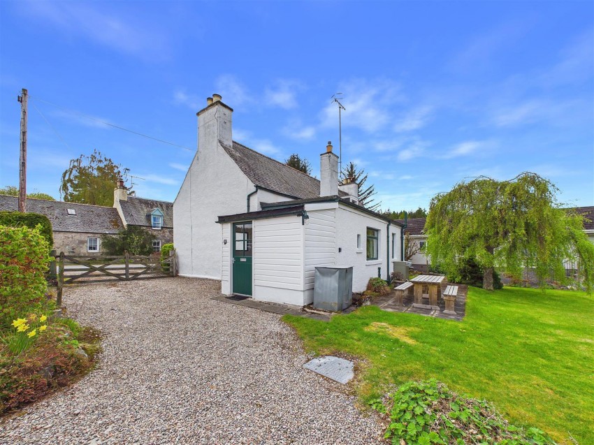 Images for Rose Cottage, Insh, Kingussie