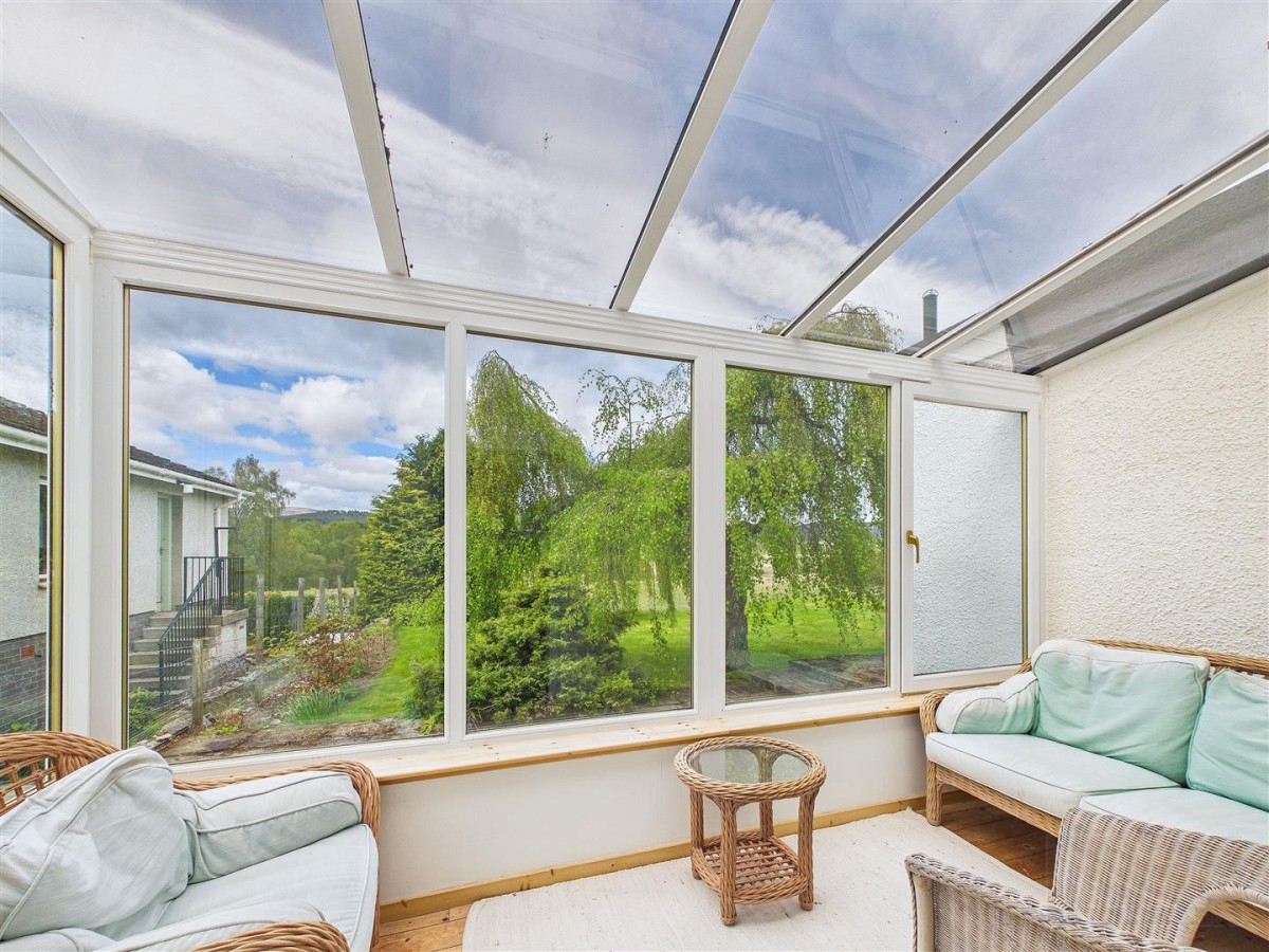 Images for Rose Cottage, Insh, Kingussie EAID:massoncairnsltdapi BID:1