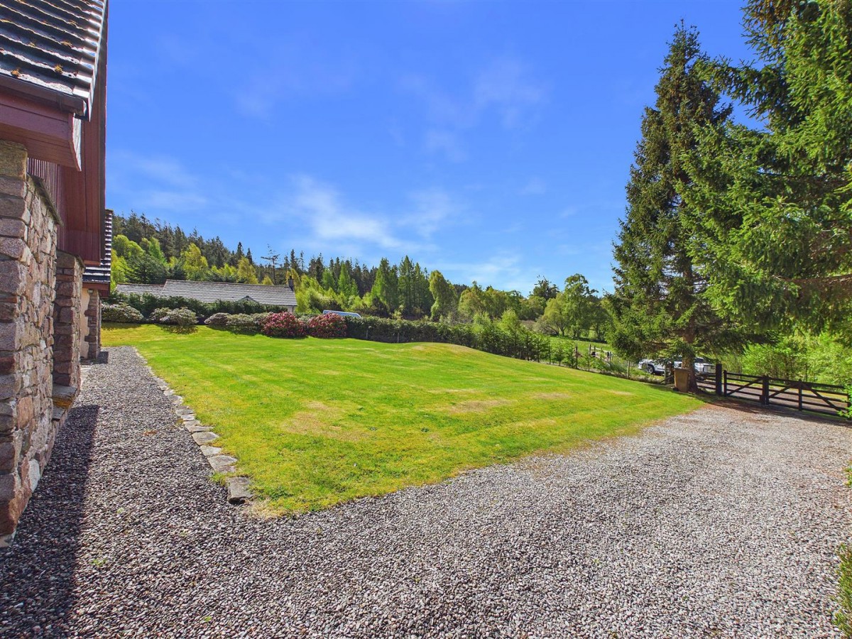 Images for Karingal, Insh, Kingussie EAID:massoncairnsltdapi BID:1