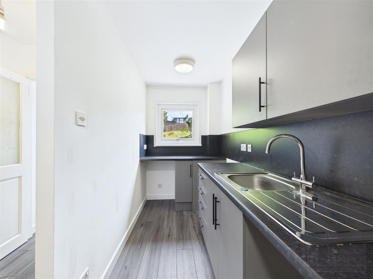 Images for 4 James Court, Kingussie EAID:massoncairnsltdapi BID:1