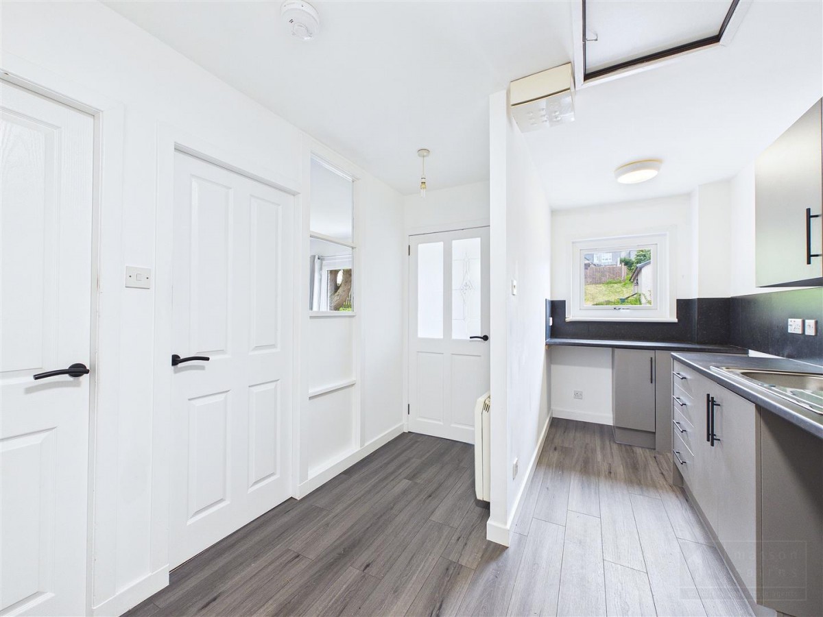 Images for 4 James Court, Kingussie EAID:massoncairnsltdapi BID:1