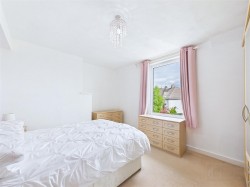 Images for 1 Cairngorm Avenue, Aviemore