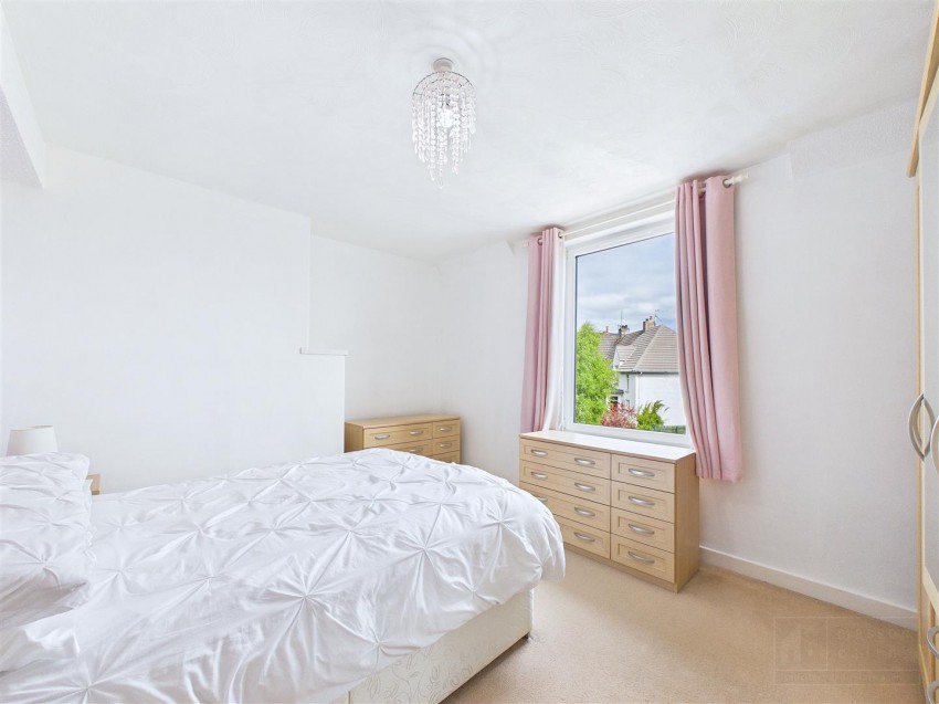 Images for 1 Cairngorm Avenue, Aviemore