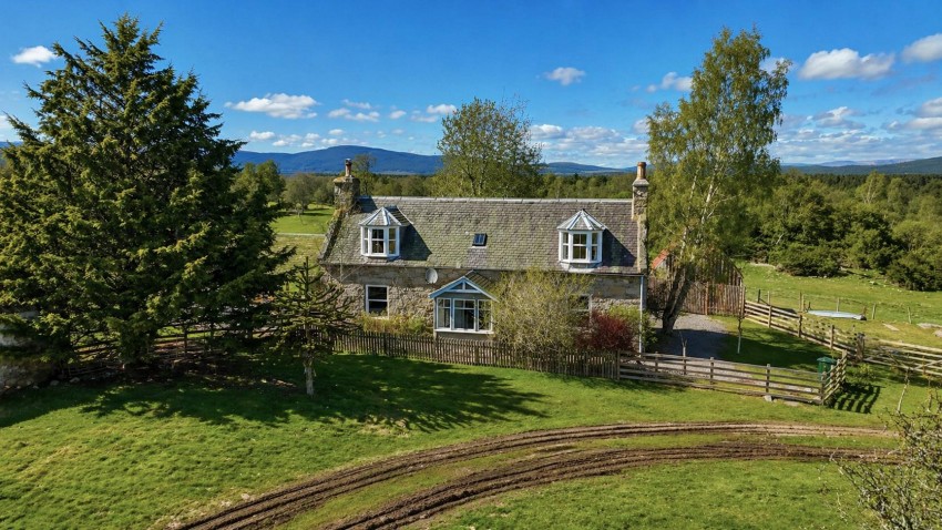 Images for Tontearie Farmhouse, Nethy Bridge