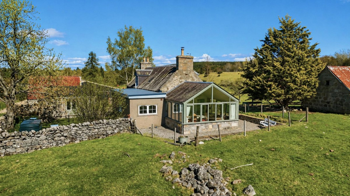 Images for Tontearie Farmhouse, Nethy Bridge EAID:massoncairnsltdapi BID:1