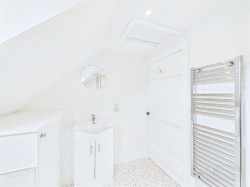 Images for Cluny Cottage, Main Street, Newtonmore