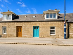 Images for Cluny Cottage, Main Street, Newtonmore