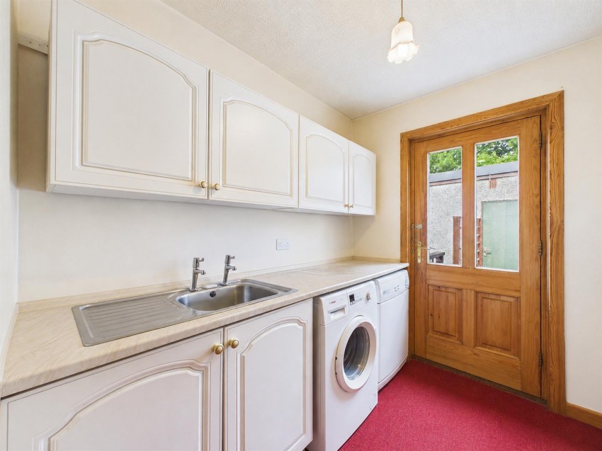 Images for Caistealtyne, 10 Manse Road, Kingussie
