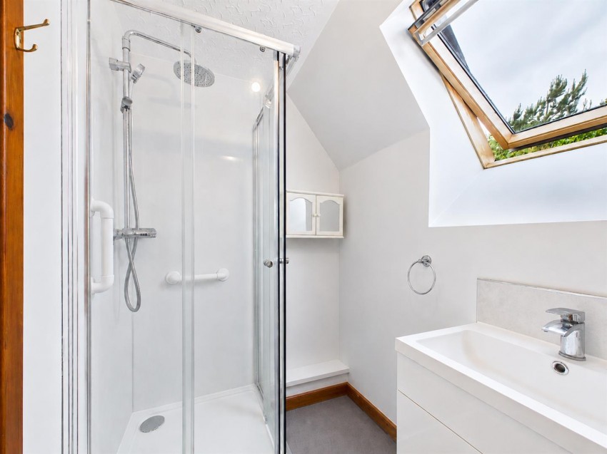 Images for Caistealtyne, 10 Manse Road, Kingussie
