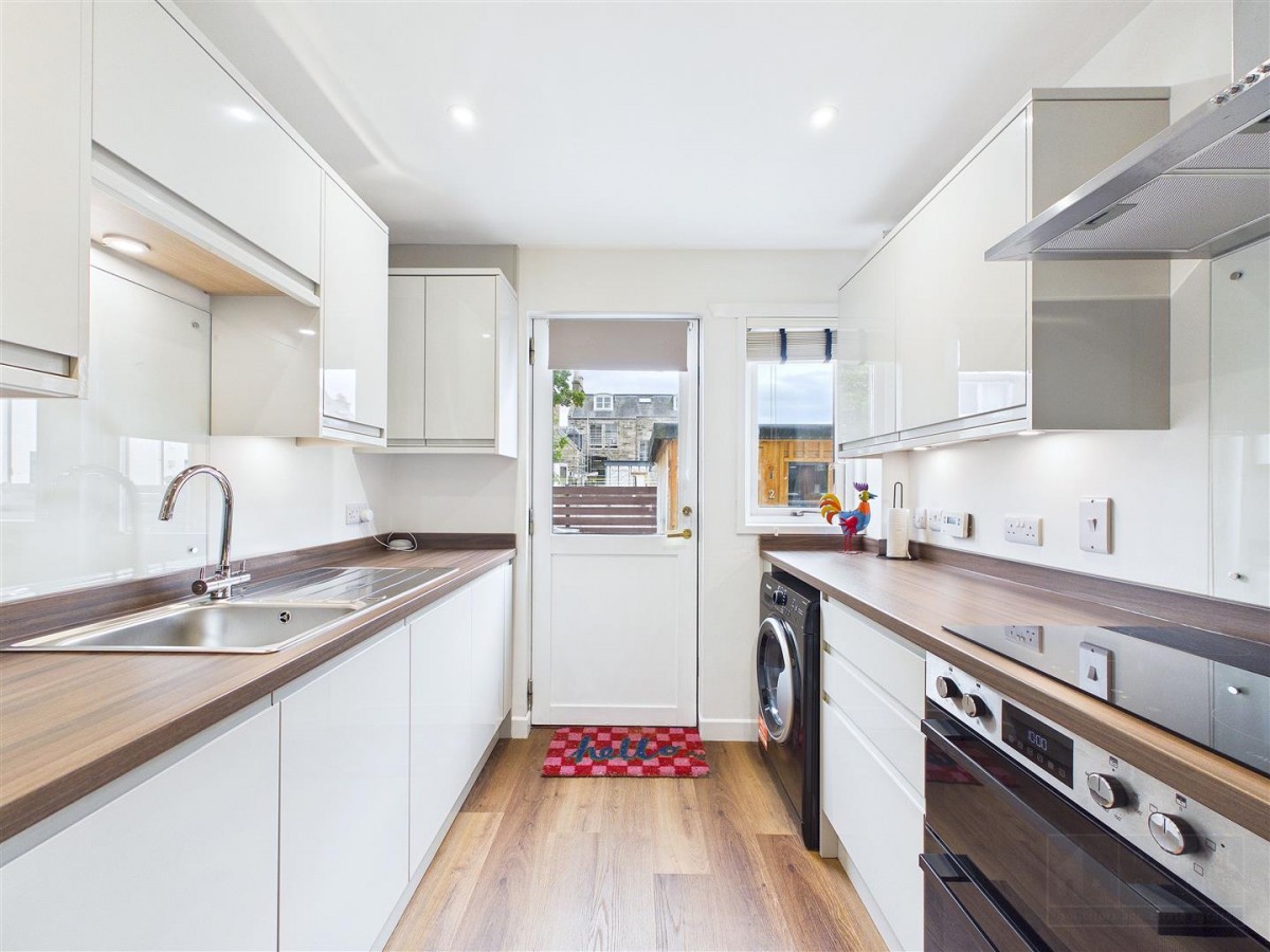 Images for 2 Chapel Court, Grantown on Spey EAID:massoncairnsltdapi BID:1