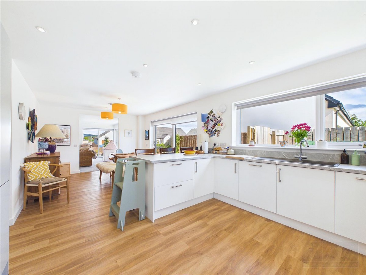 Images for 4 Auchroisk Place, Cromdale, Grantown on Spey EAID:massoncairnsltdapi BID:1