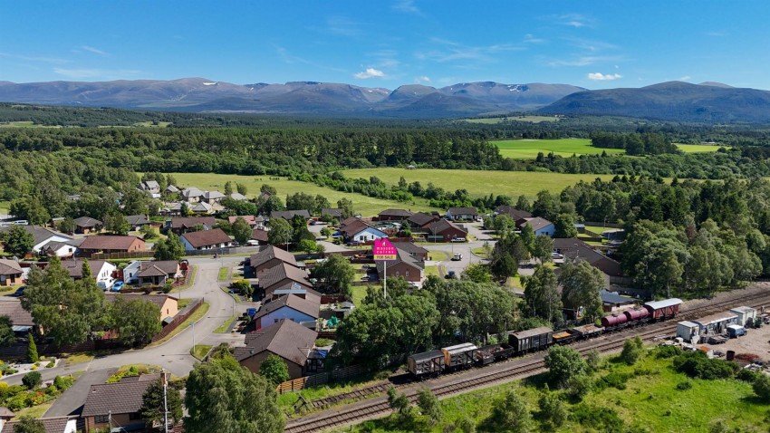 Images for Whakamahorahora, 169 Dalnabay, Silverglades, Aviemore