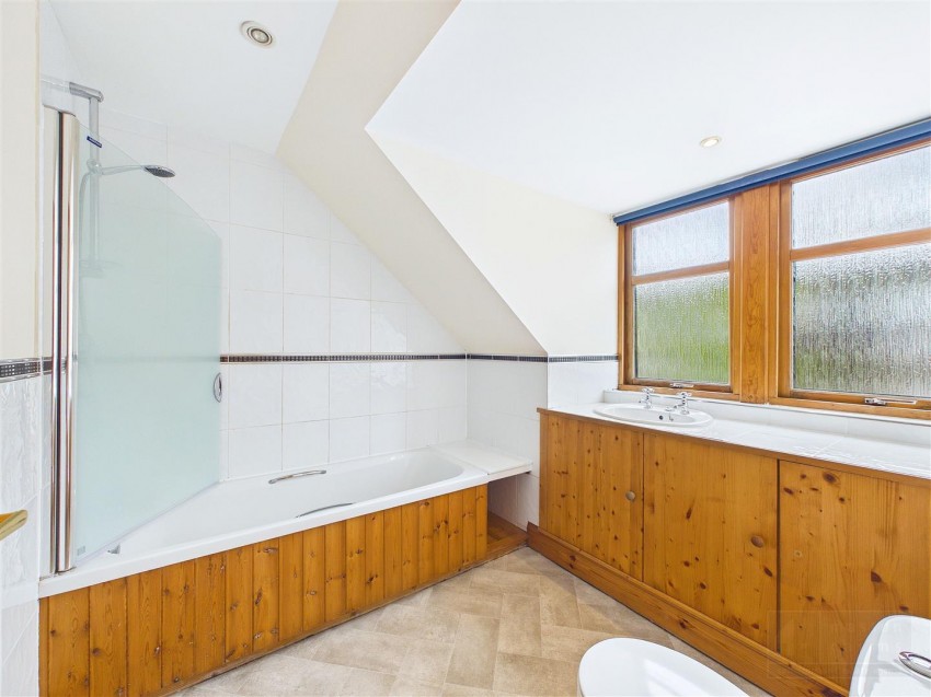 Images for 8 Woodburn Drive, Grantown On Spey