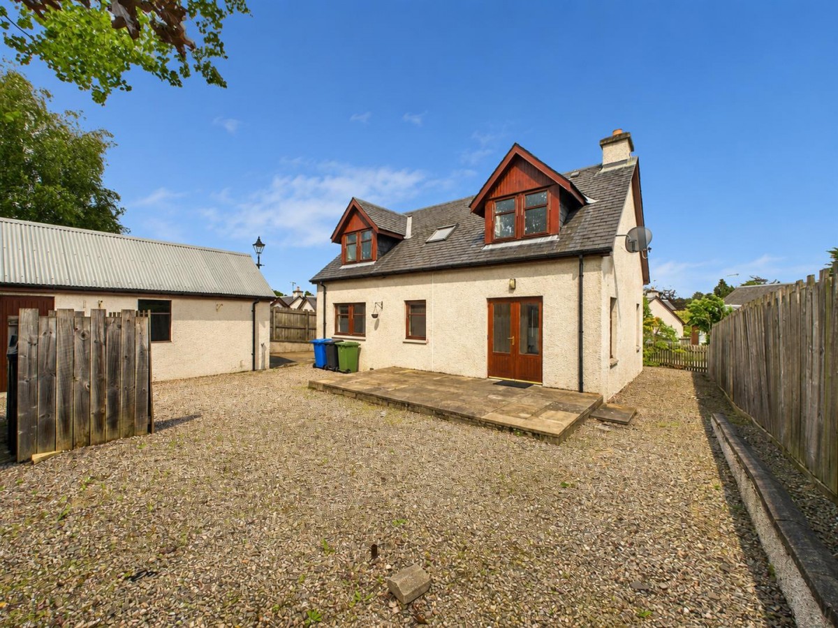 Images for 8 Woodburn Drive, Grantown On Spey EAID:massoncairnsltdapi BID:1