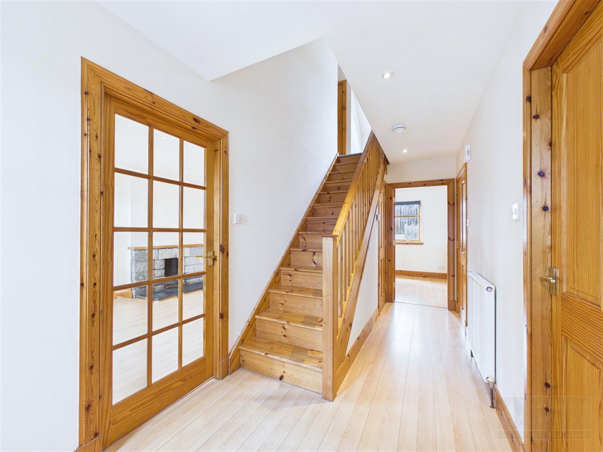 Images for 8 Woodburn Drive, Grantown On Spey EAID:massoncairnsltdapi BID:1