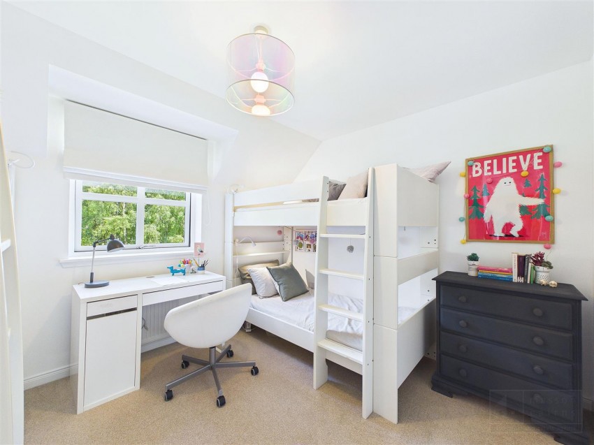 Images for 16 Patterson Place, High Burnside, Aviemore
