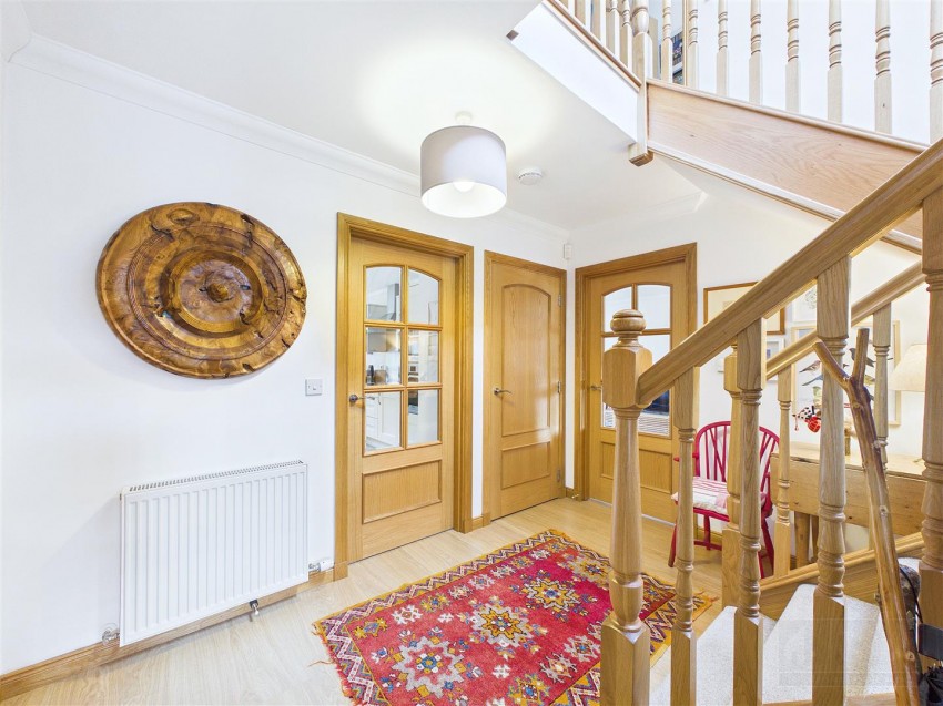 Images for 16 Patterson Place, High Burnside, Aviemore