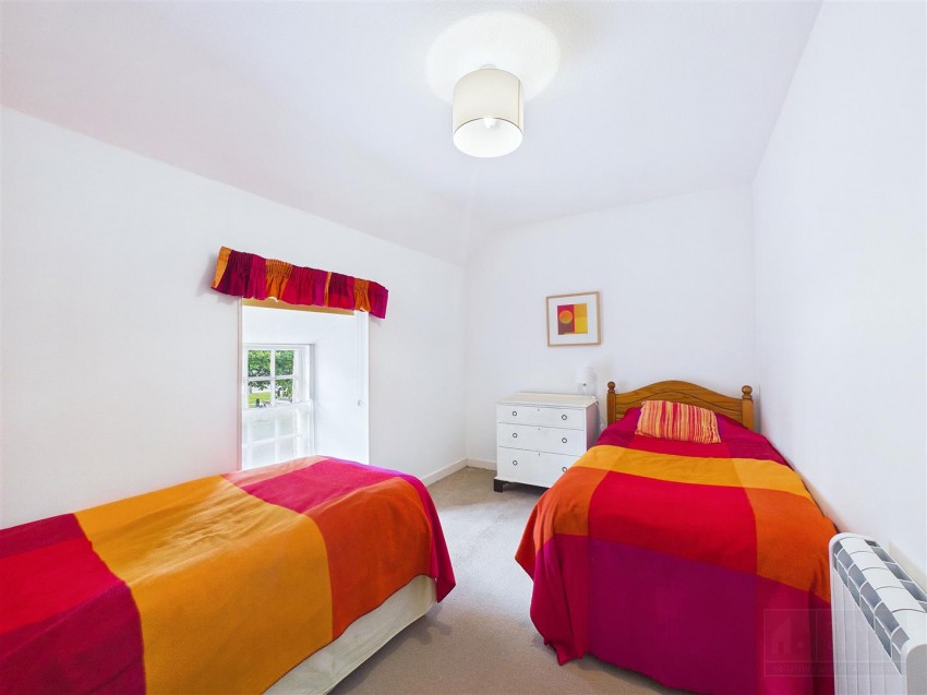 Images for 22 The Square, Grantown on Spey