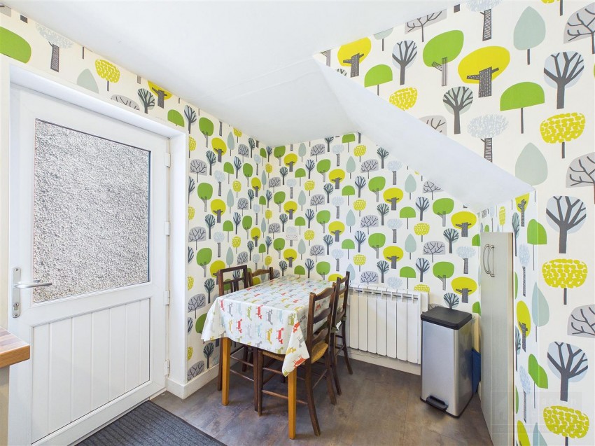 Images for 22 The Square, Grantown on Spey