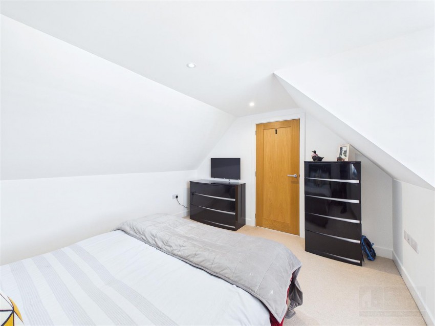 Images for 122 High Street, Grantown on Spey