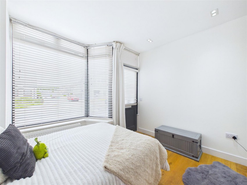 Images for 122 High Street, Grantown on Spey