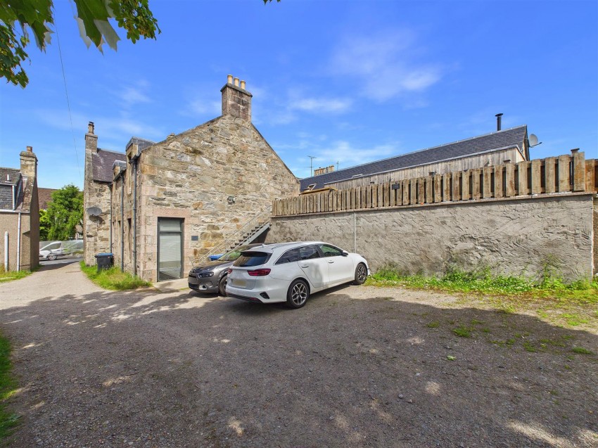 Images for 122 High Street, Grantown on Spey