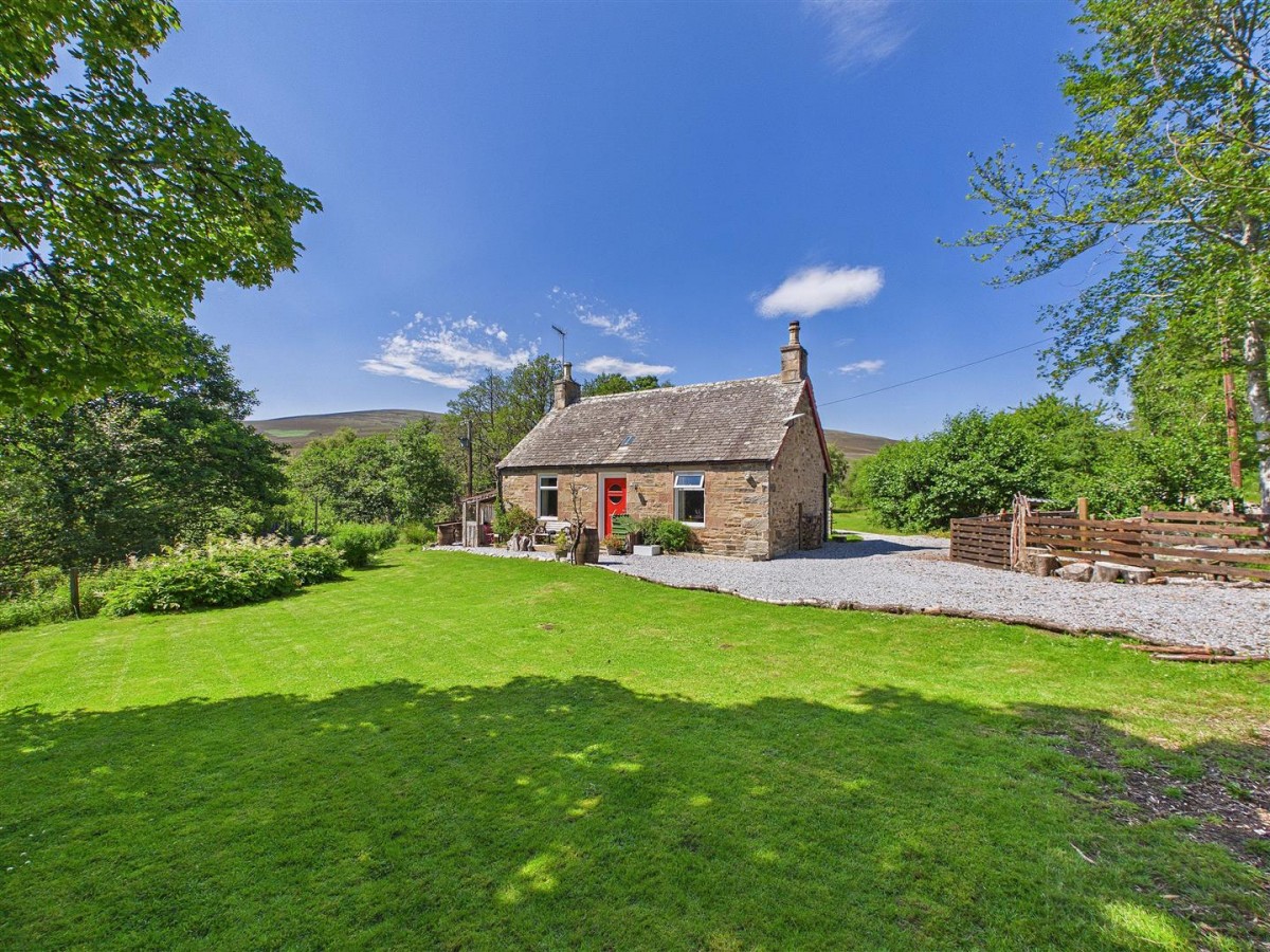 Images for Kirkton Cottage, Kirkmichael, Ballindalloch EAID:massoncairnsltdapi BID:1