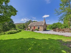 Images for Kirkton Cottage, Kirkmichael, Ballindalloch