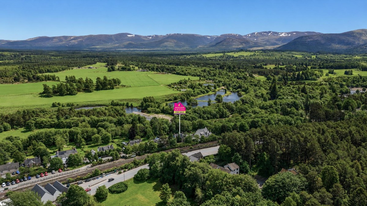 Images for The River House, Dalfaber Road, Aviemore EAID:massoncairnsltdapi BID:1