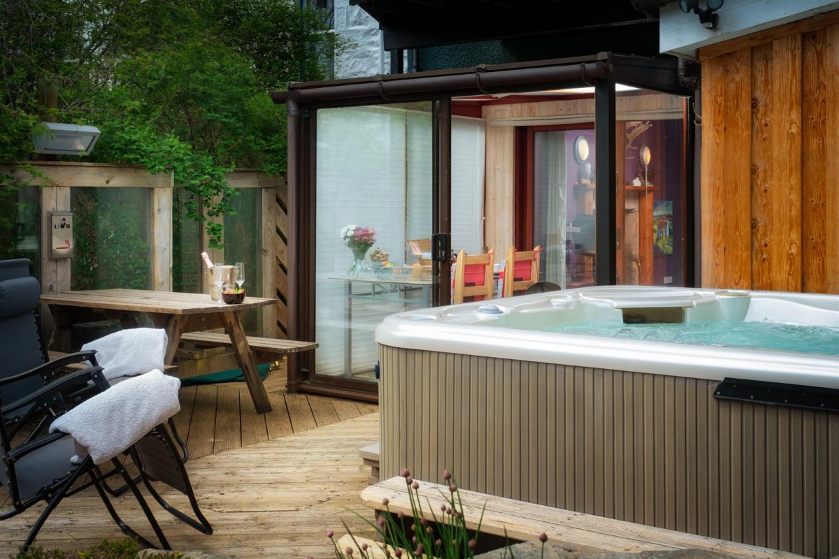 Images for The River House, Dalfaber Road, Aviemore EAID:massoncairnsltdapi BID:1
