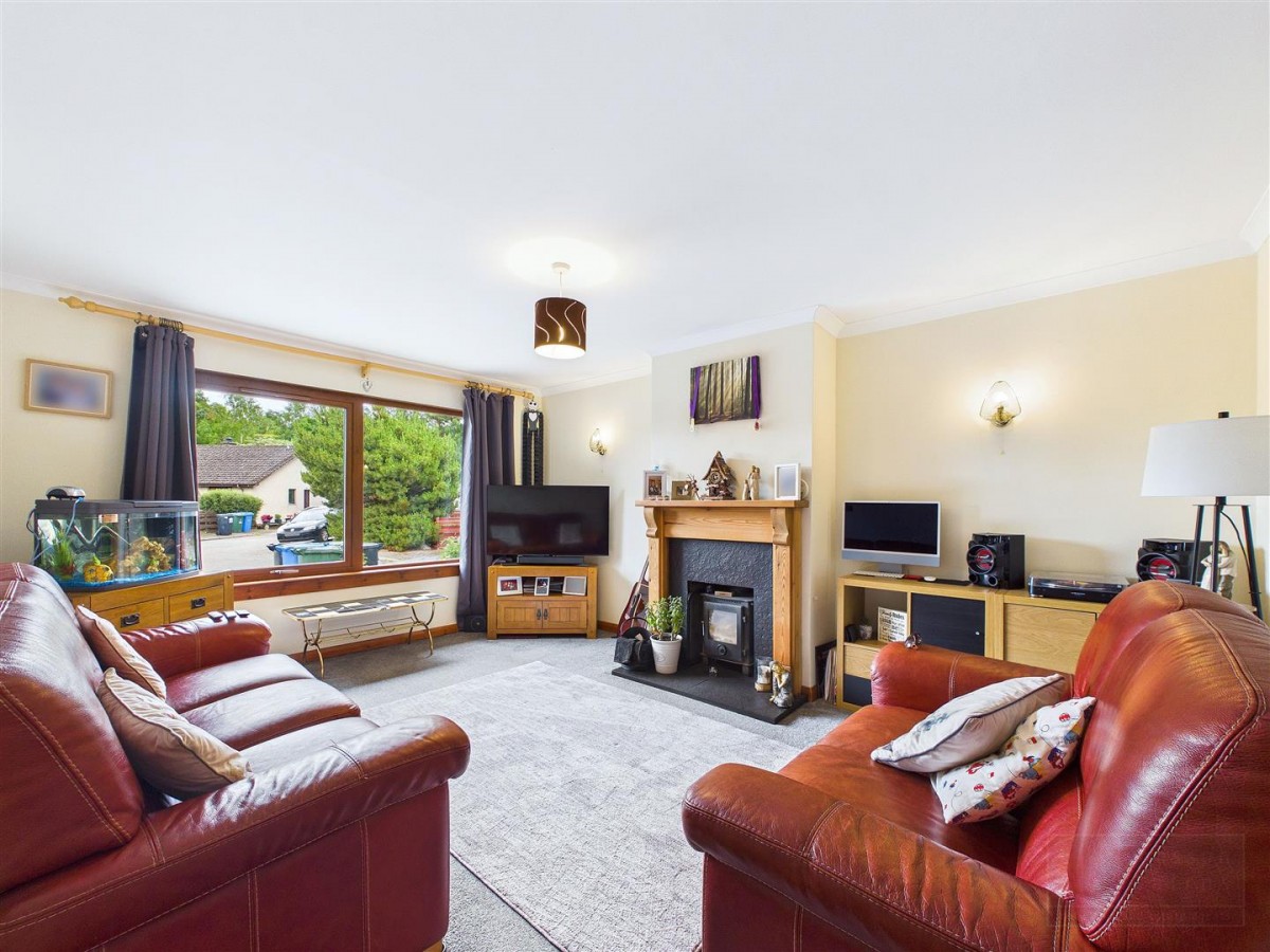 Images for 11 Grampian View, Aviemore EAID:massoncairnsltdapi BID:1