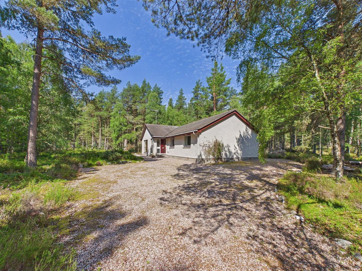 Images for Carsaig, Kinchurdy Road, Boat Of Garten EAID:massoncairnsltdapi BID:1