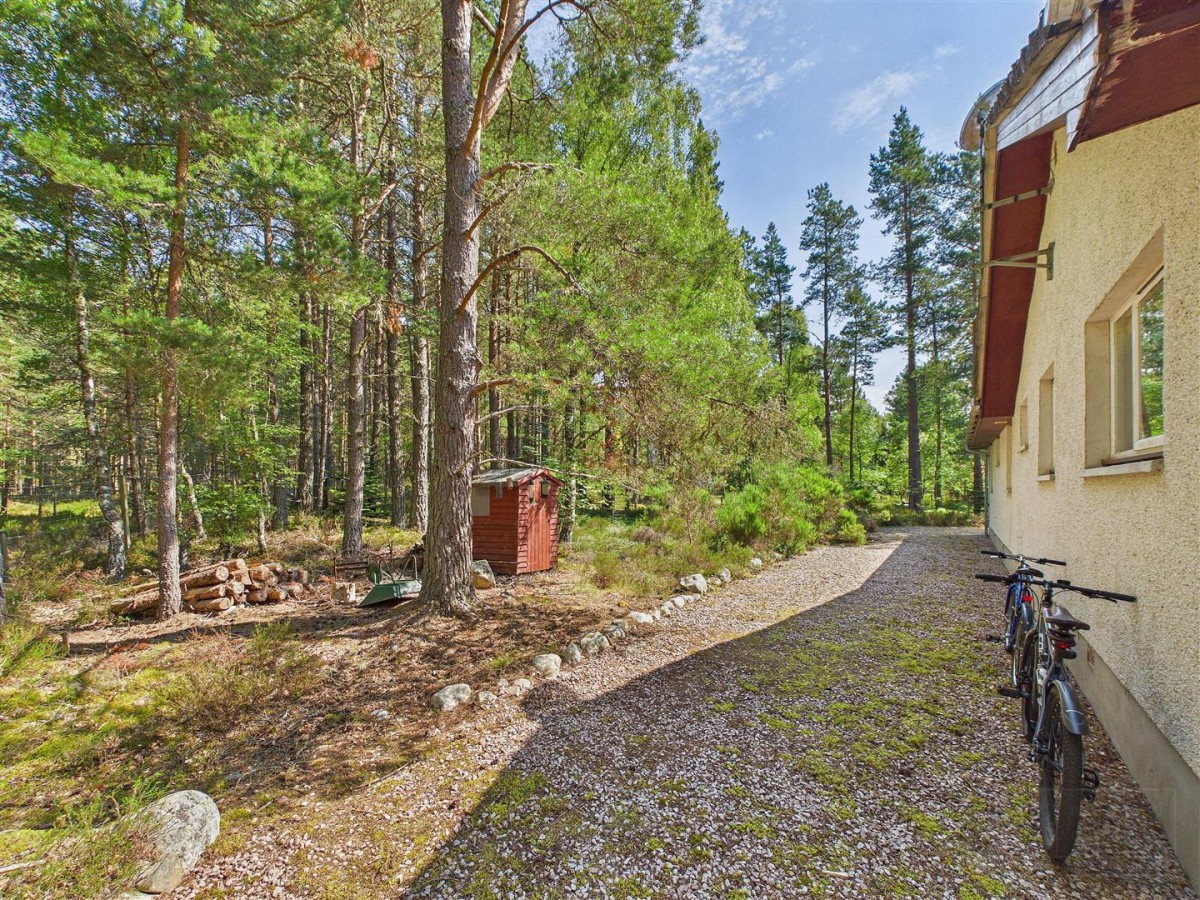 Images for Carsaig, Kinchurdy Road, Boat Of Garten EAID:massoncairnsltdapi BID:1