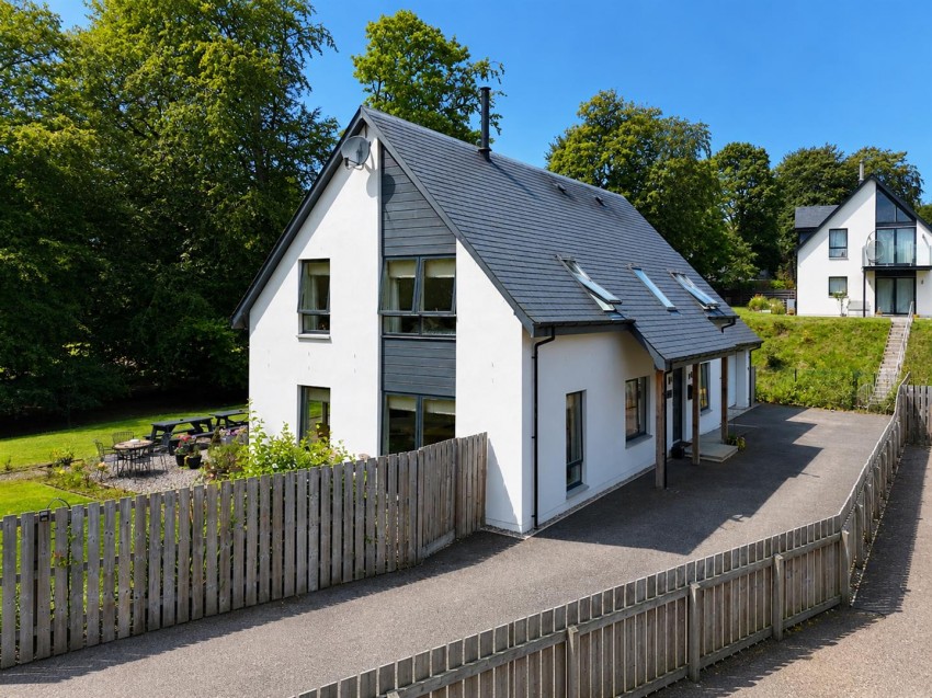 Images for 1 Lodge Park, Fort William Road, Newtonmore