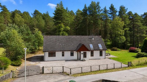 Tigh Sheonaid, Culvardie, Nethy Bridge