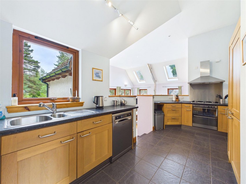 Images for Tigh Sheonaid, Culvardie, Nethy Bridge
